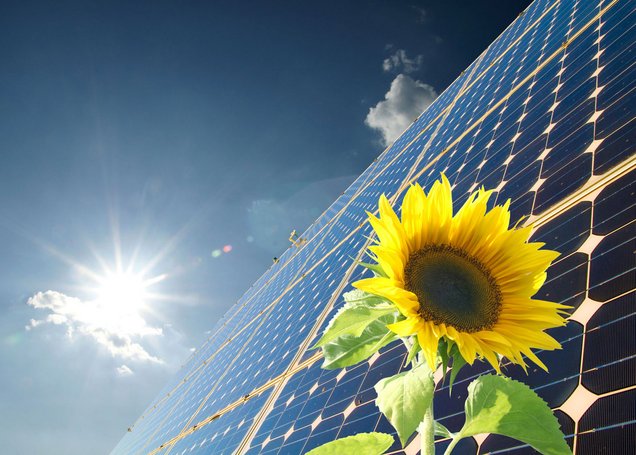 Baugrund verkaufen in Reutlingen & Region – Jamadi Immobilien Baugrundstück in Reutlingen mit Blick auf Wohnhäuser – Grundstück verkaufen mit Jamadi Immobilien